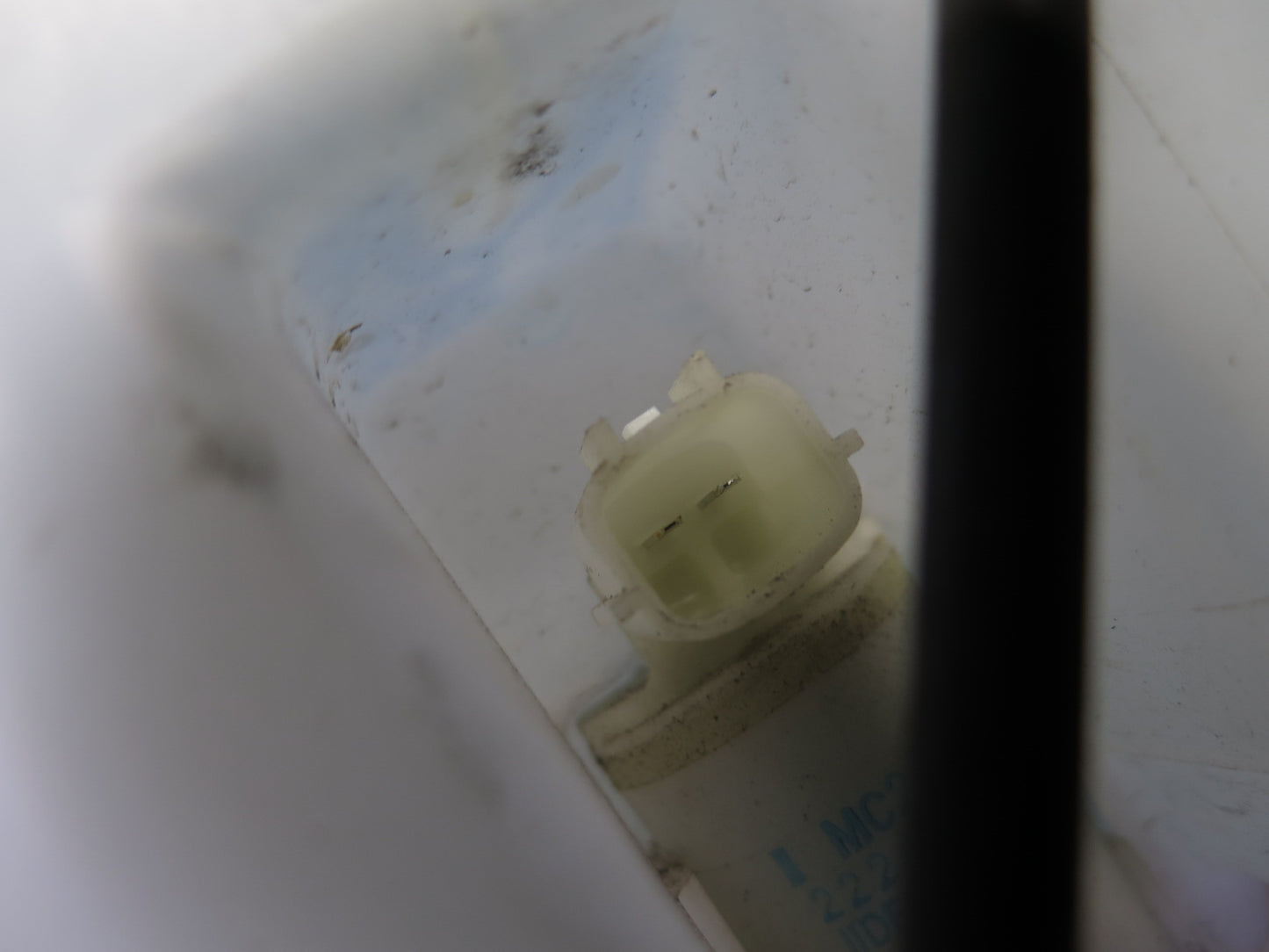 03-06 Nissan Z33 350Z Windshield Wiper Washer Fluid Reservoir w Neck & Pump OEM