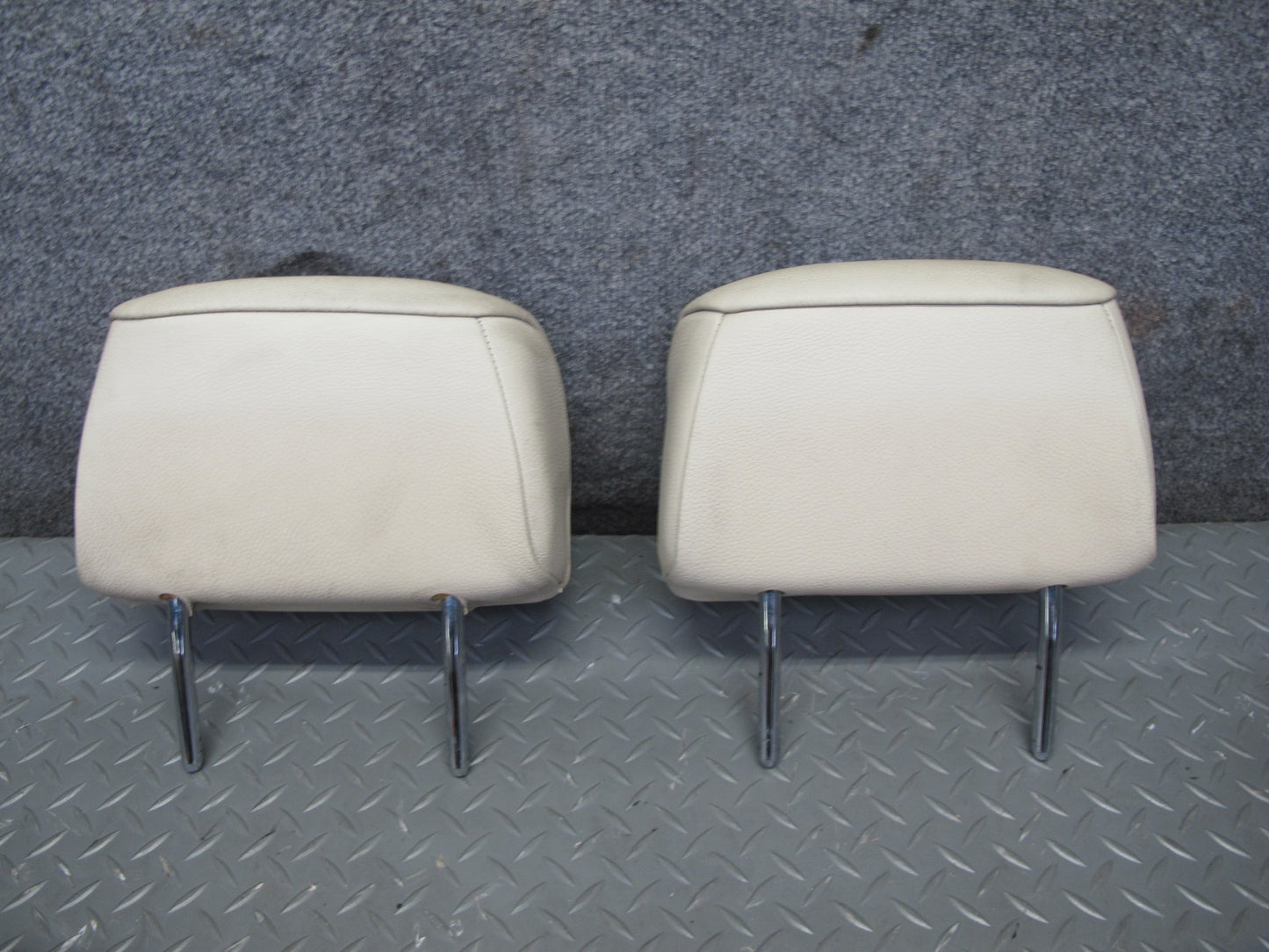 07-10 BMW E93 335i Convertible Rear Seat Upper & Lower Leather Cushion Set OEM