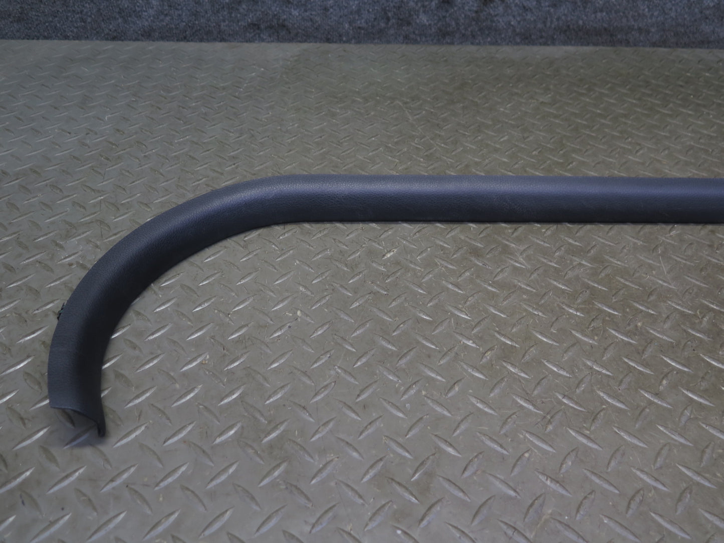 03-09 Nissan Z33 350Z Left & Right Door Inner Scuff Step Sill Plate Trim Set OEM