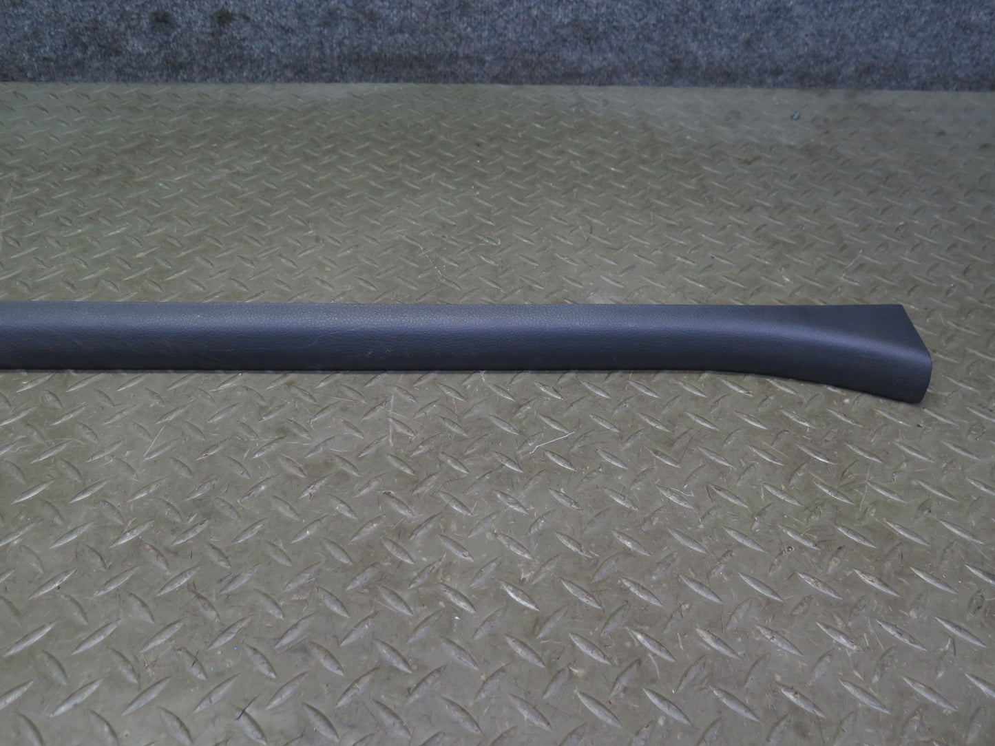 03-09 Nissan Z33 350Z Left & Right Door Inner Scuff Step Sill Plate Trim Set OEM