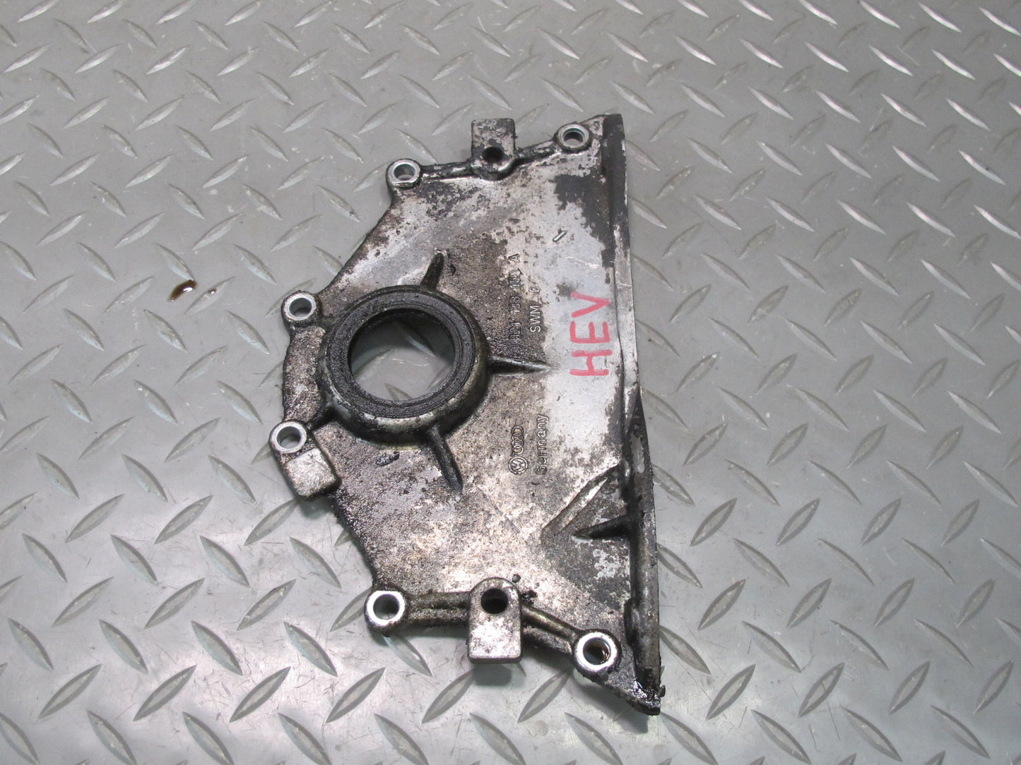 99-02 VW Eurovan T4 2.8L Front Engine Sealing Flange Plate Cover 021103153A OEM