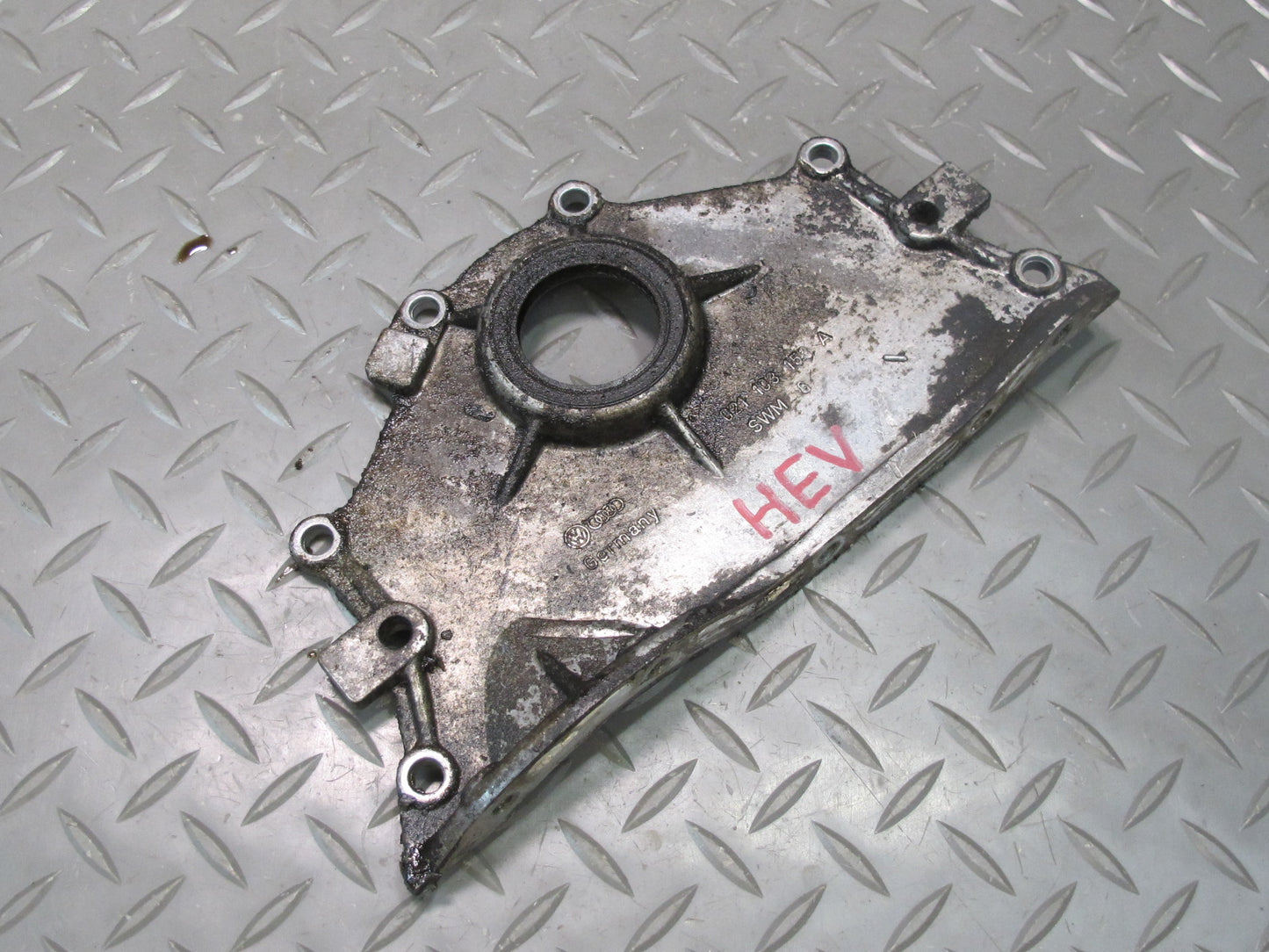 99-02 VW Eurovan T4 2.8L Front Engine Sealing Flange Plate Cover 021103153A OEM