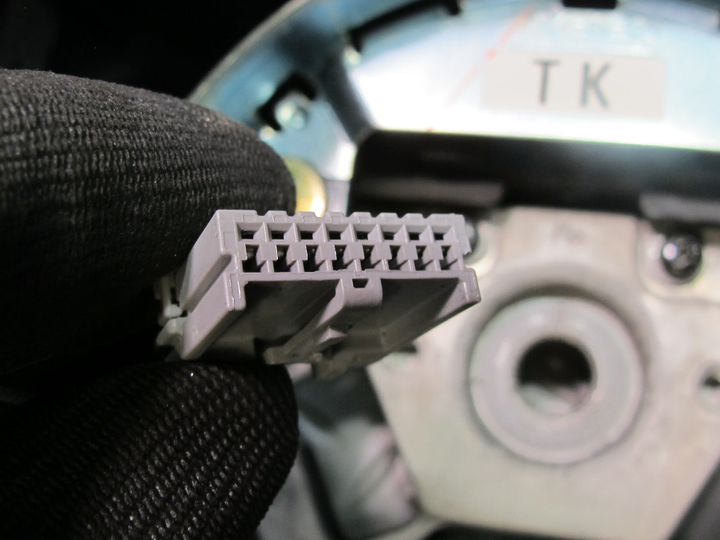 04-05 Nissan Z33 350Z Convertible Leather Steering w Cruise Control OEM