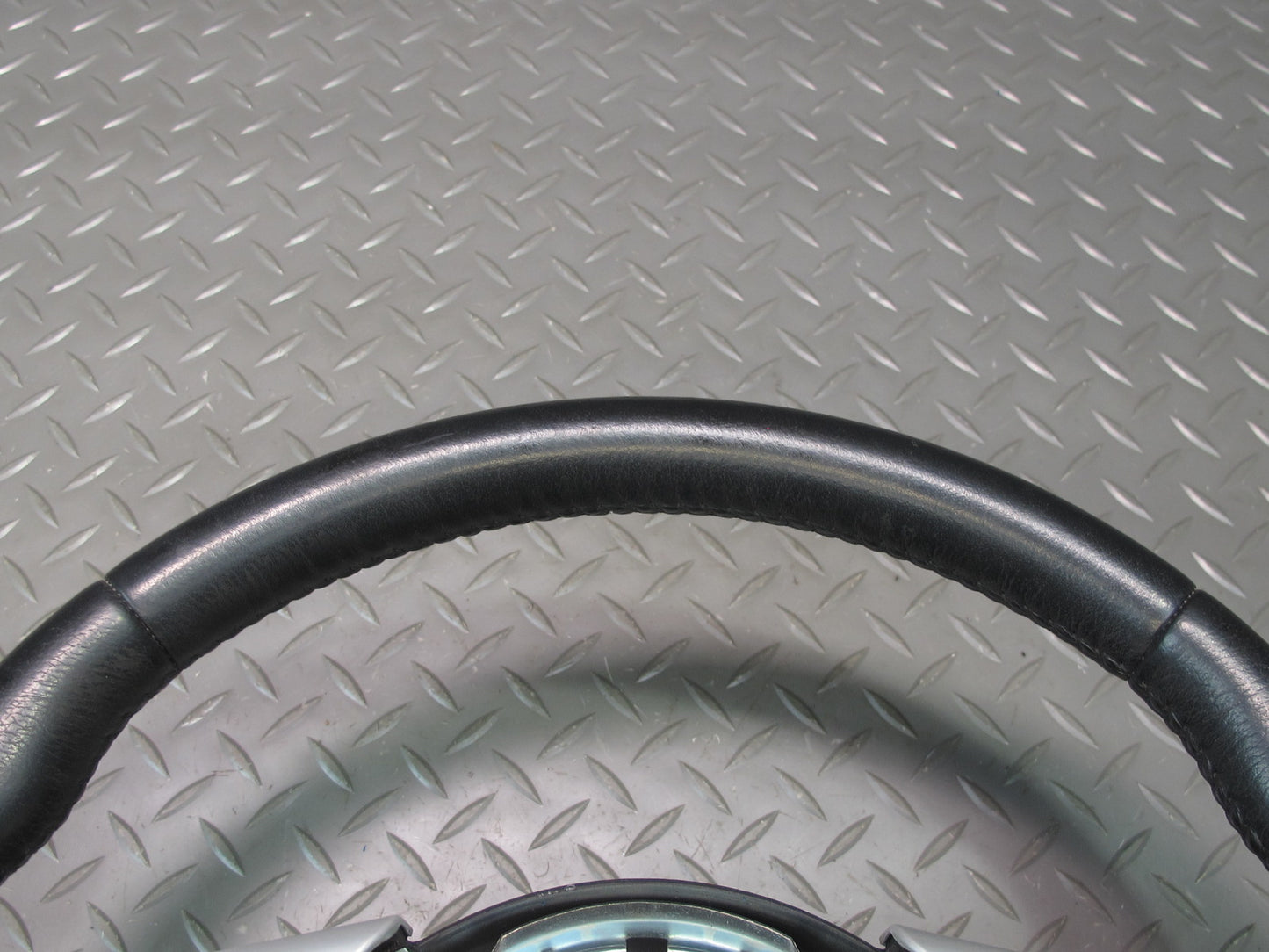 04-05 Nissan Z33 350Z Convertible Leather Steering w Cruise Control OEM