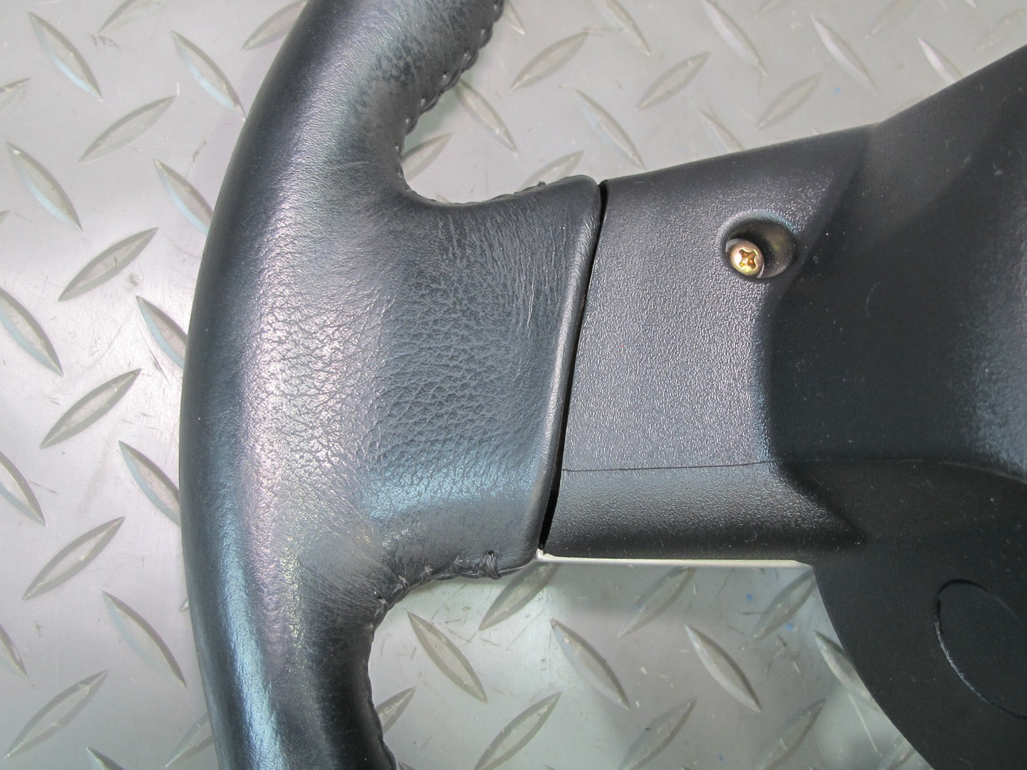 04-05 Nissan Z33 350Z Convertible Leather Steering w Cruise Control OEM