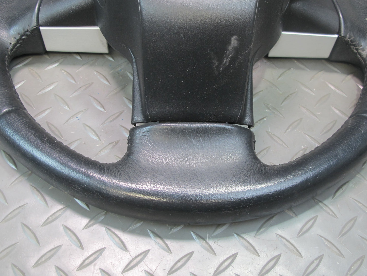 04-05 Nissan Z33 350Z Convertible Leather Steering w Cruise Control OEM