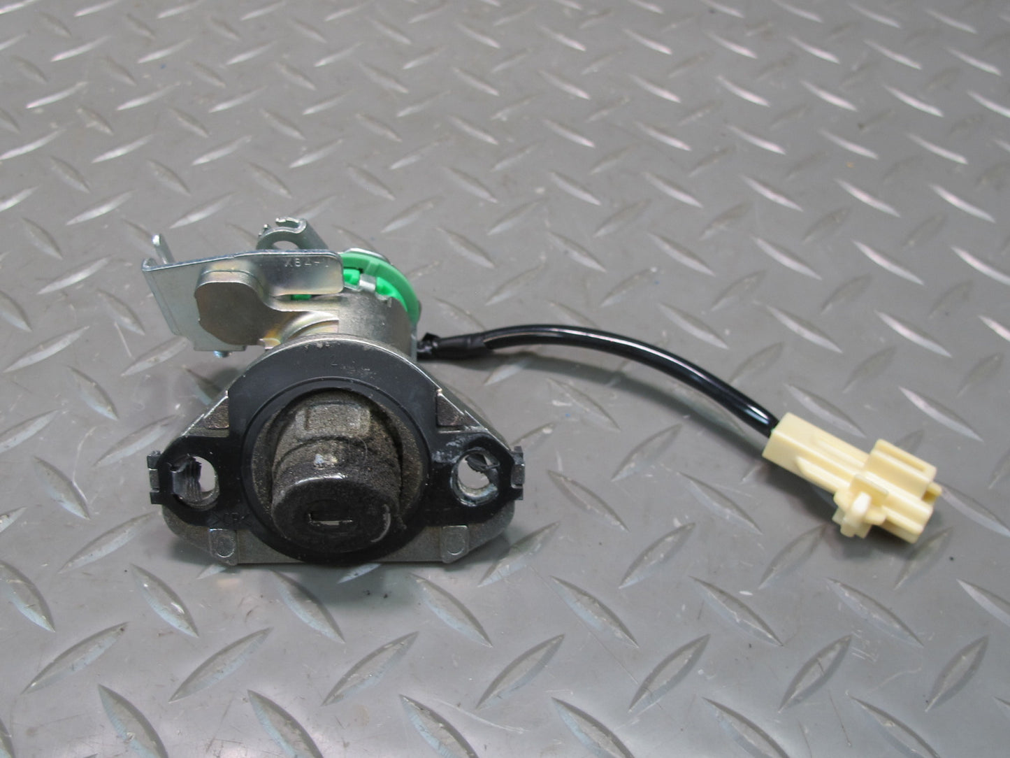 2008 Lexus USE20L Is-f ECM ECU Ignition Switch Door Trunk Glove Lock KEY Set OEM