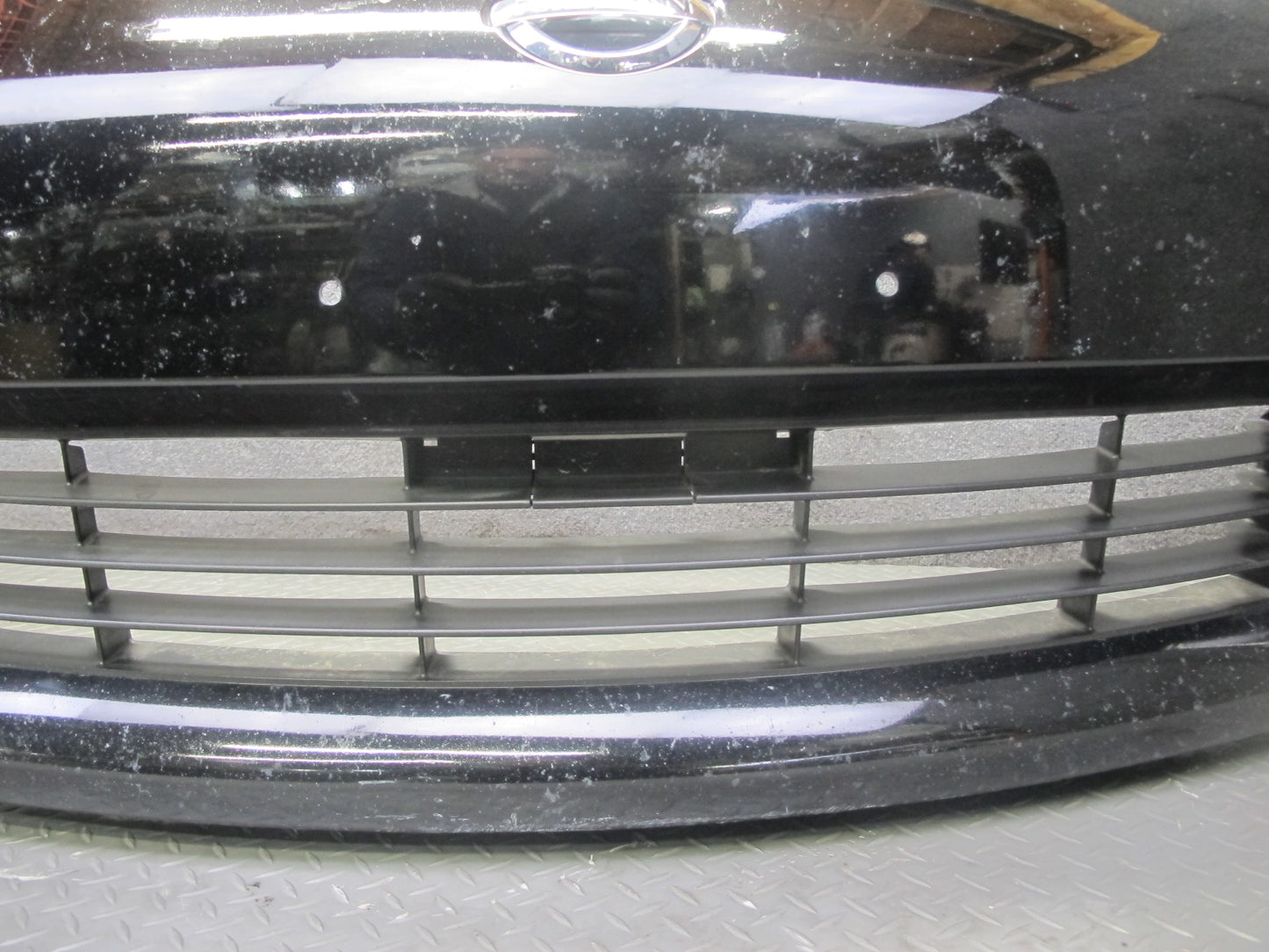 04-05 Nissan Z33 350Z Convertible Front Bumper Cover w Grille Black OEM