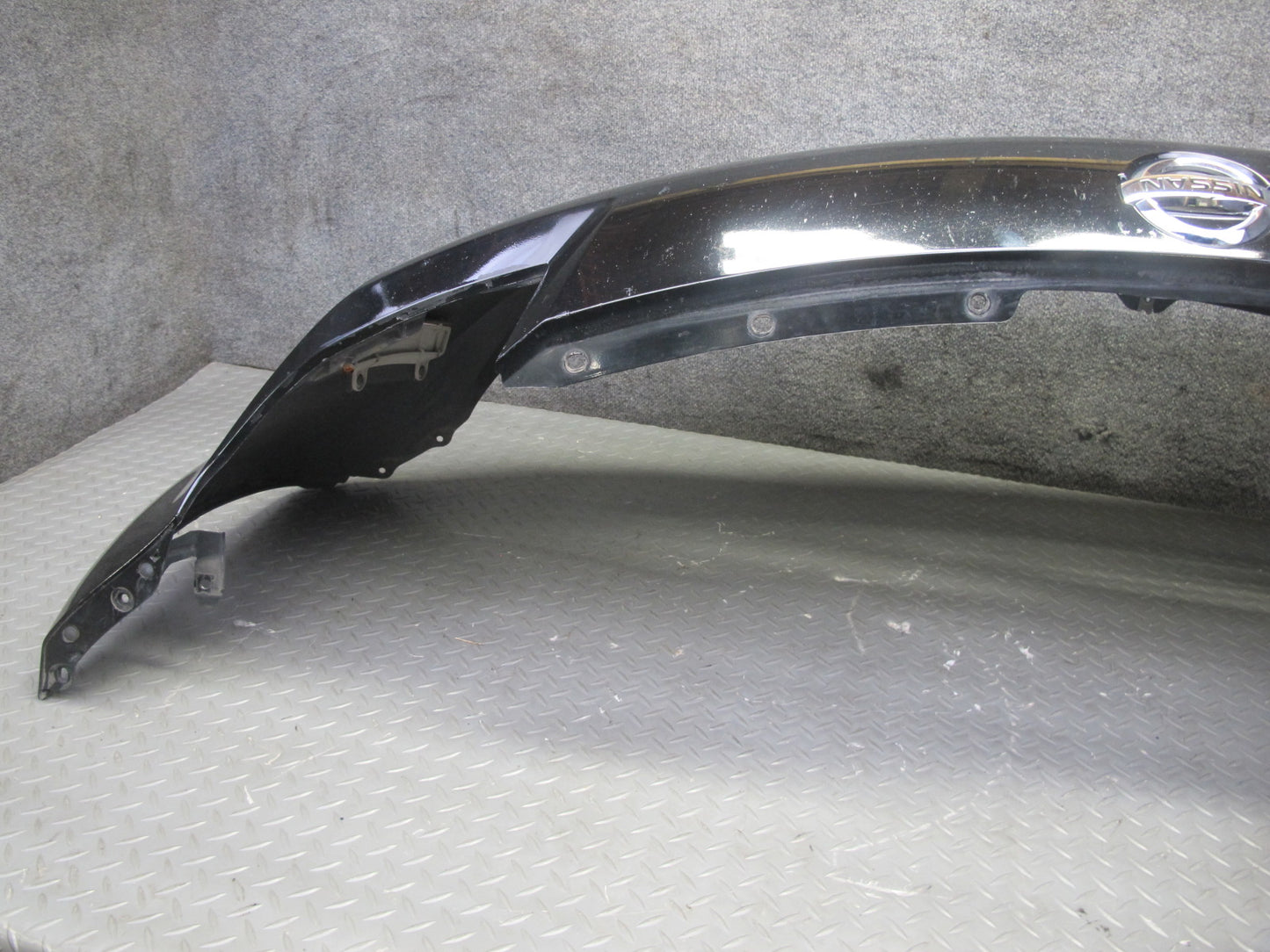 04-05 Nissan Z33 350Z Convertible Front Bumper Cover w Grille Black OEM