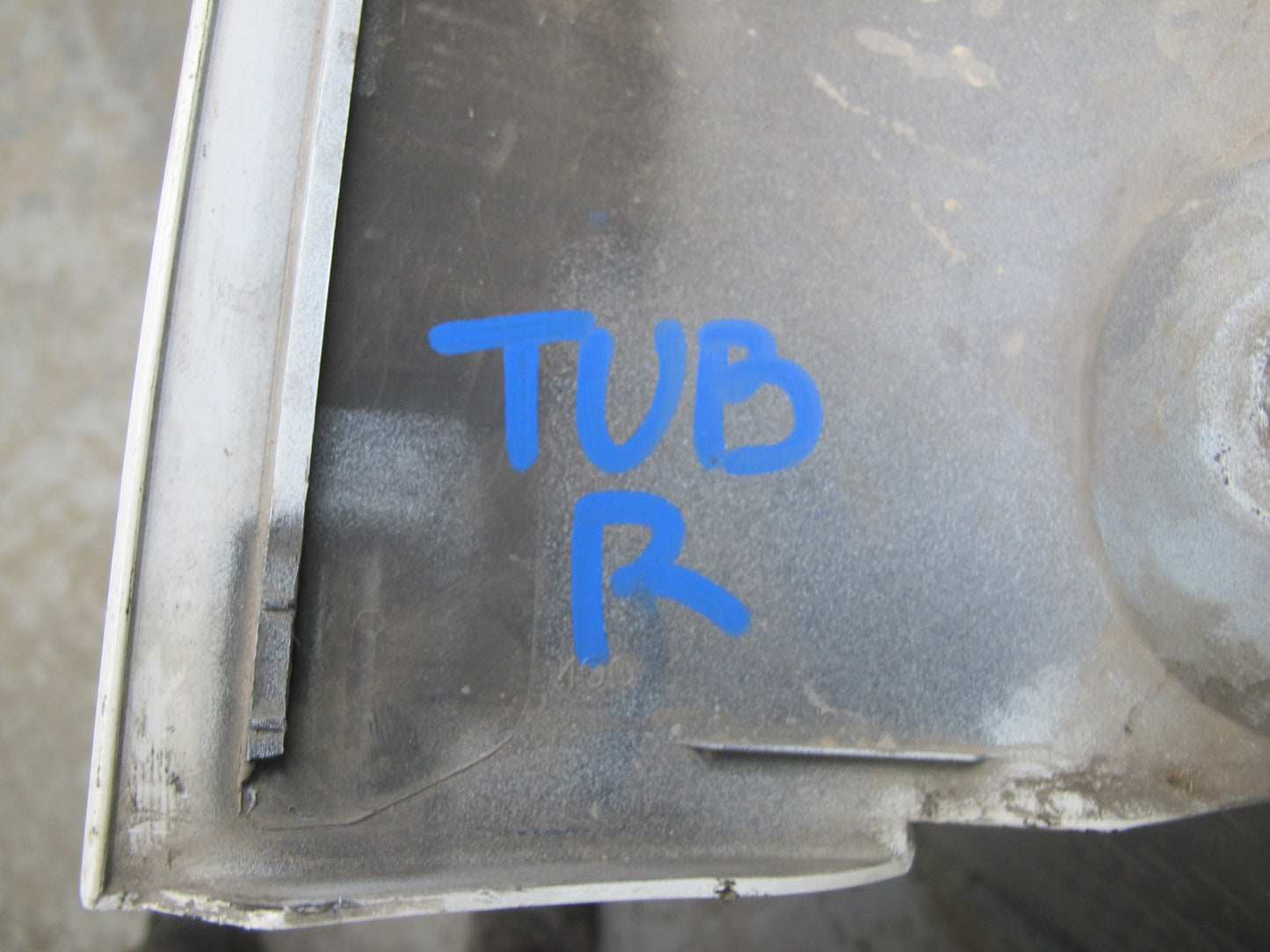 01-06 BMW E46 330Ci Coupe Convert Set of 2 Side Skirt Rocker Panel Molding OEM