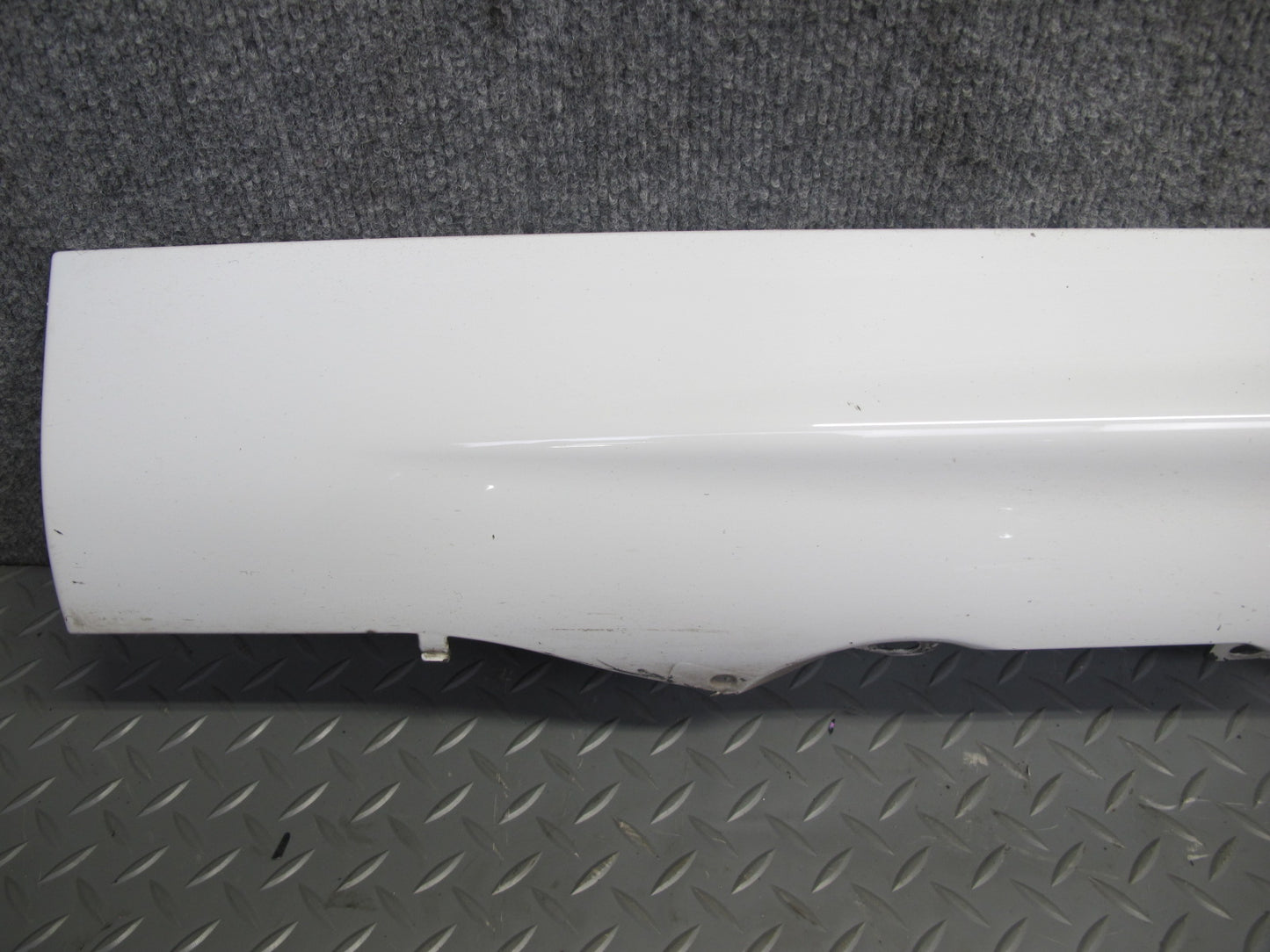 01-06 BMW E46 330Ci Coupe Convert Set of 2 Side Skirt Rocker Panel Molding OEM