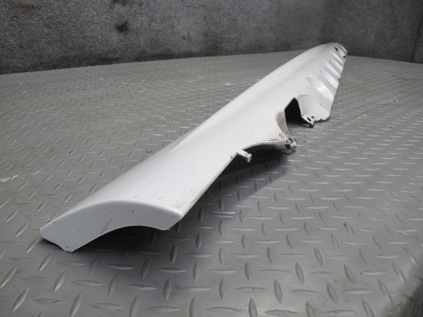 01-06 BMW E46 330Ci Coupe Convert Set of 2 Side Skirt Rocker Panel Molding OEM