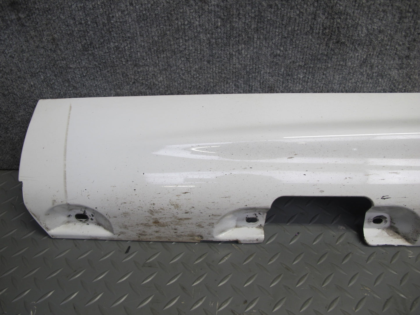 01-06 BMW E46 330Ci Coupe Convert Set of 2 Side Skirt Rocker Panel Molding OEM