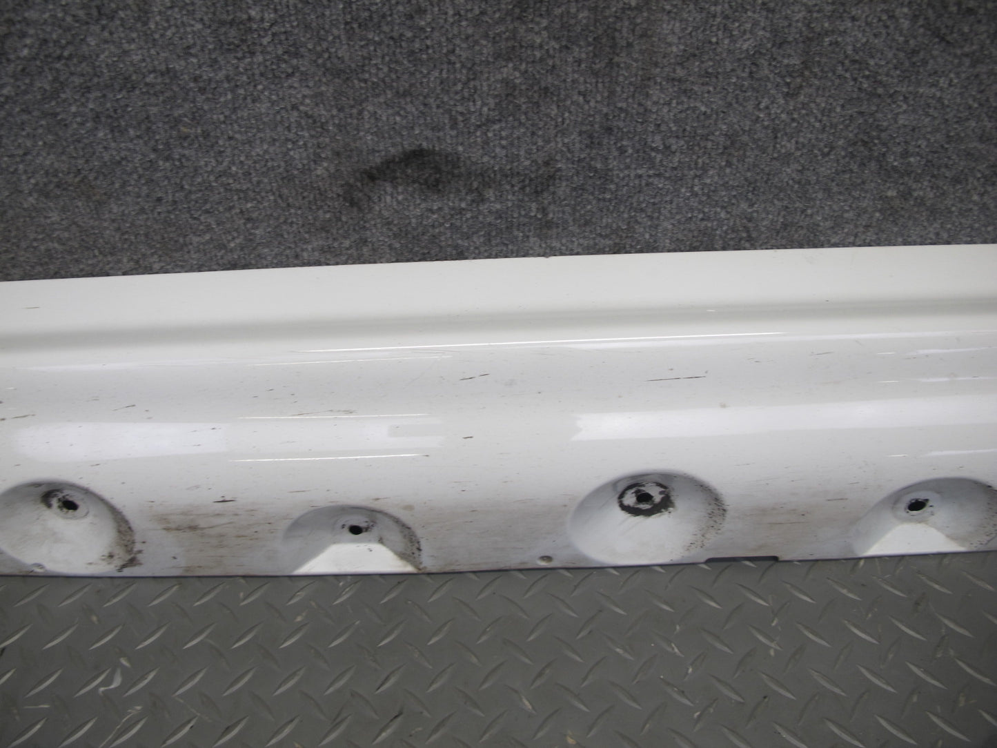 01-06 BMW E46 330Ci Coupe Convert Set of 2 Side Skirt Rocker Panel Molding OEM