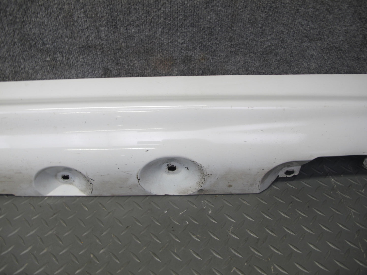 01-06 BMW E46 330Ci Coupe Convert Set of 2 Side Skirt Rocker Panel Molding OEM