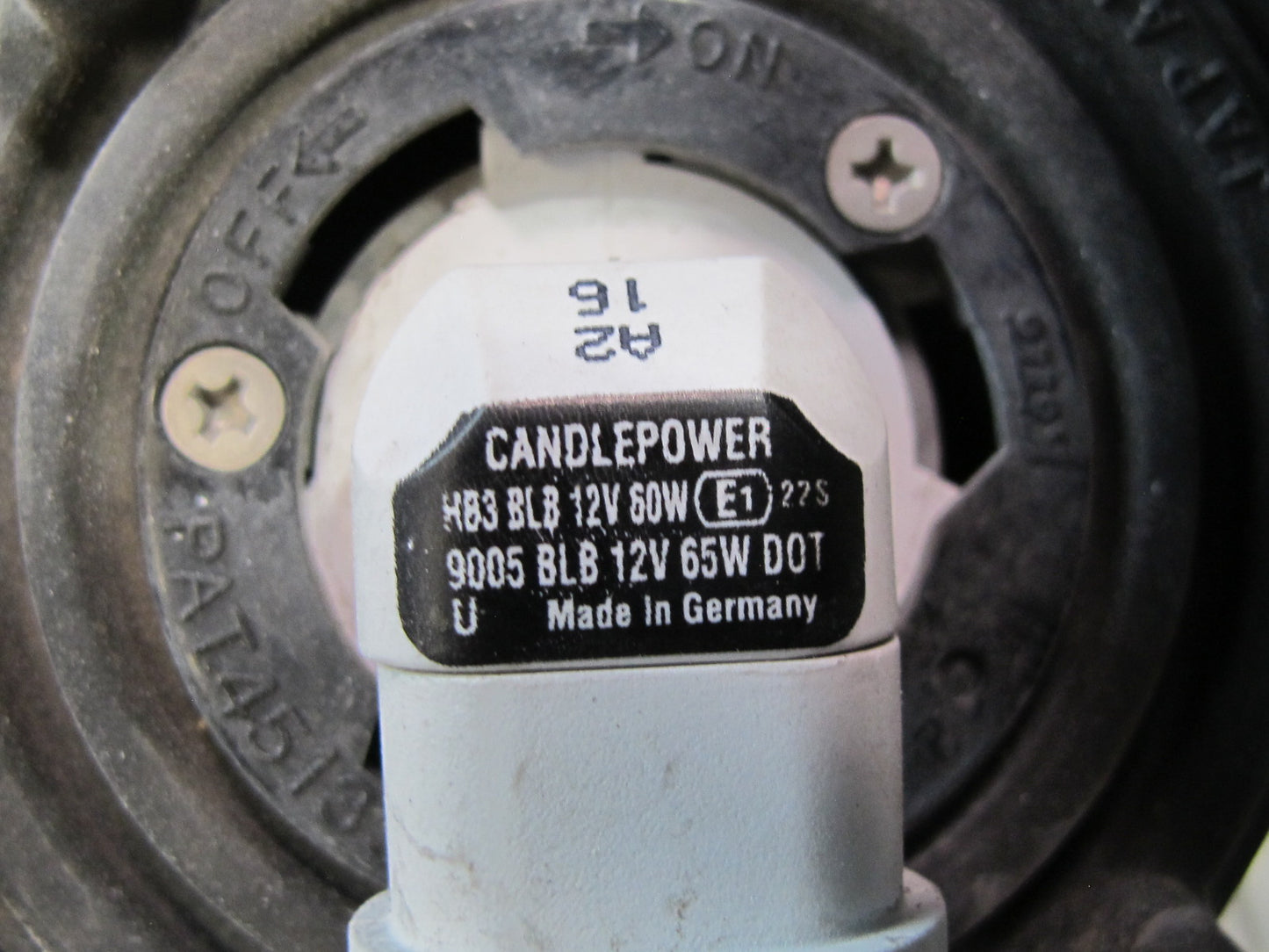 92-94 Lexus SC300 SC400 UZZ30L Set of 2 Front Inner High Beam Headlight Lamp OEM