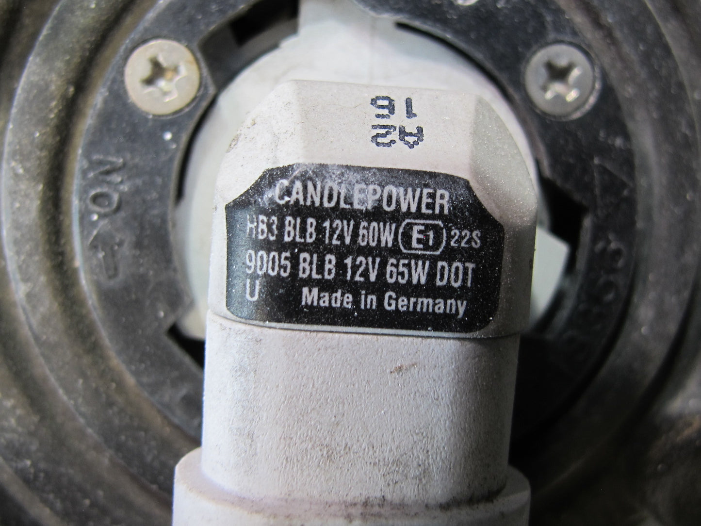 92-94 Lexus SC300 SC400 UZZ30L Set of 2 Front Inner High Beam Headlight Lamp OEM