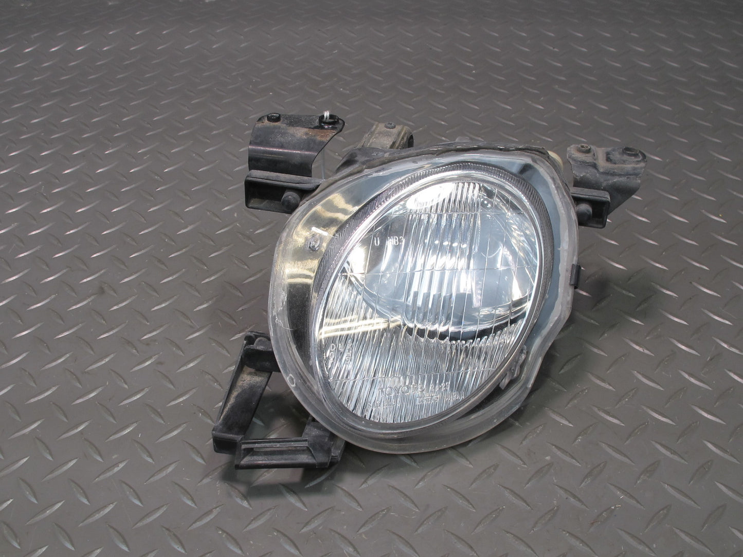 92-94 Lexus SC300 SC400 UZZ30L Set of 2 Front Inner High Beam Headlight Lamp OEM