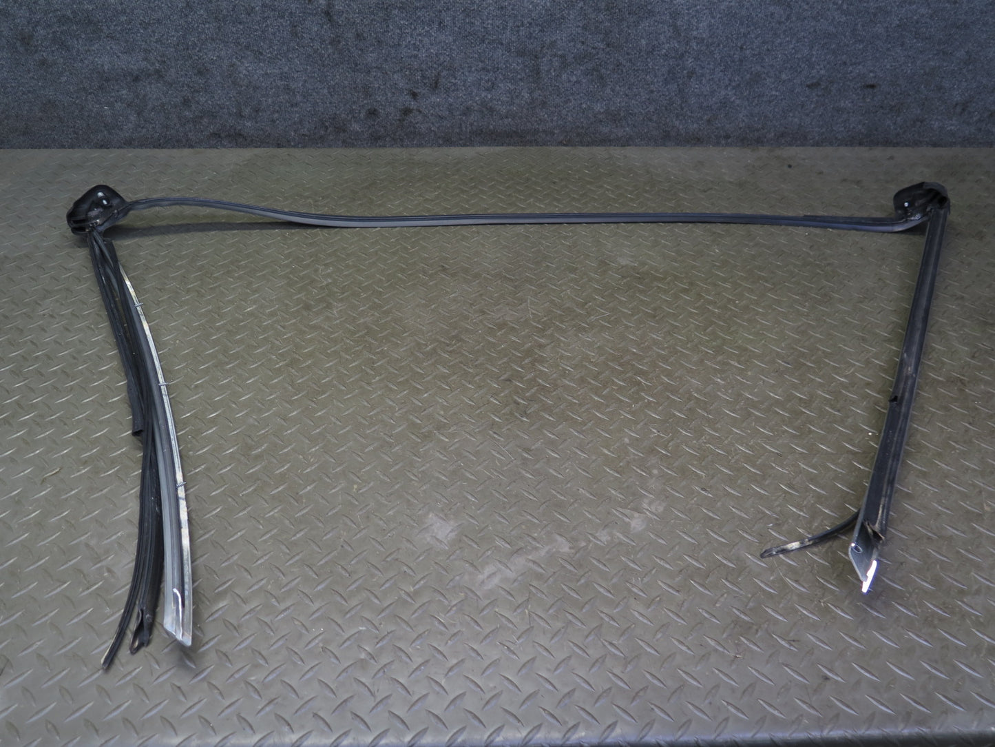 07-13 BMW E93 335i Convertible Windshield A Pillar Weatherstrip Rubber Seal OEM