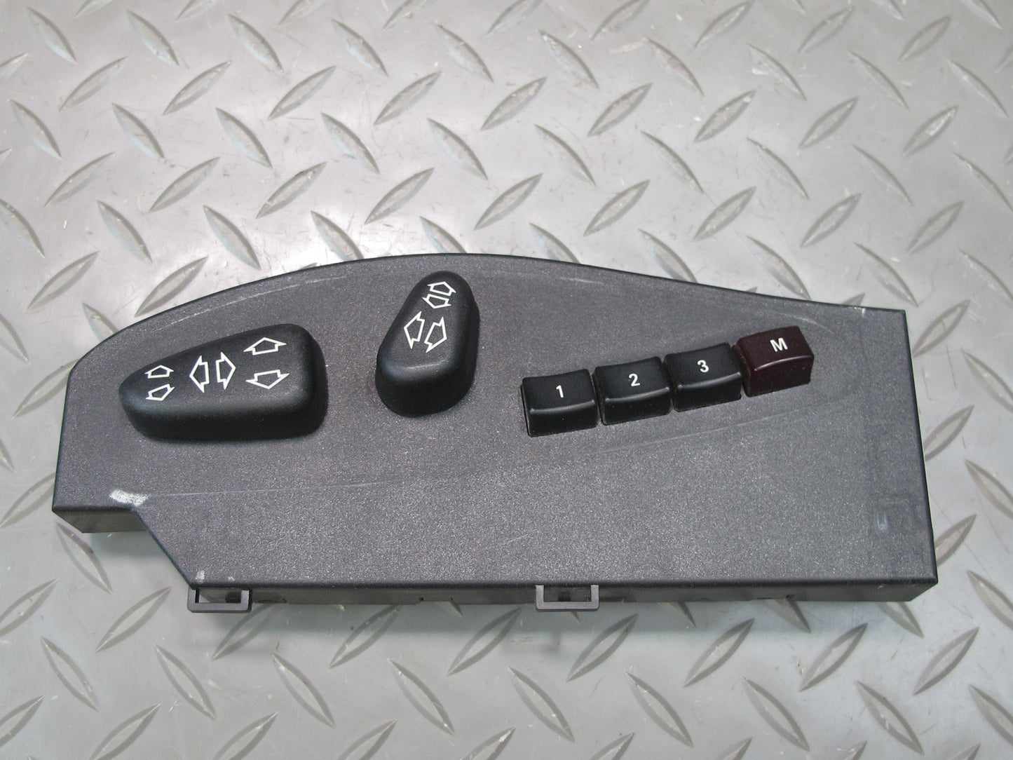 01-06 BMW E46 330ci Convertible Front Left Seat Adjustment Control Switch OEM