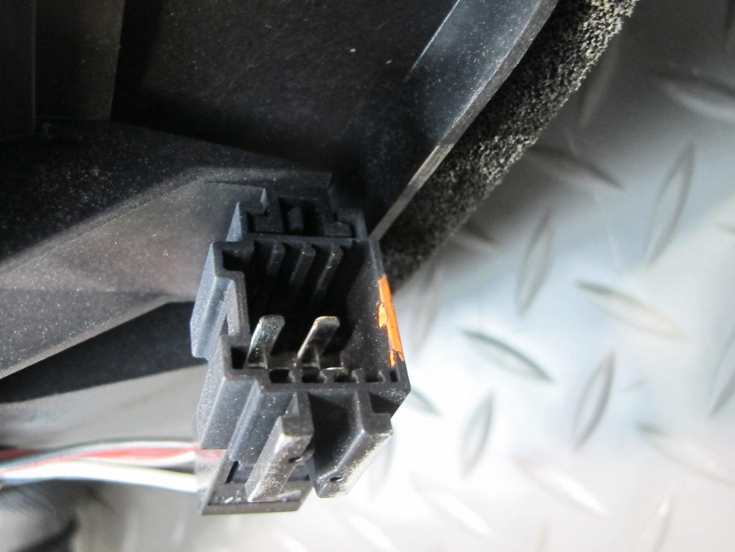 03-08 Mercedes R230 Sl-class Front Left & Right Door Speaker Set Bose OEM