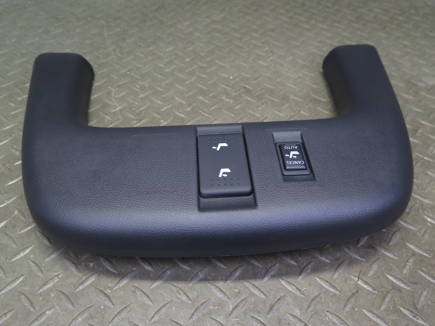 04-09 Nissan Z33 350Z Convertible Front Right Seat Garnish Trim w Switches OEM