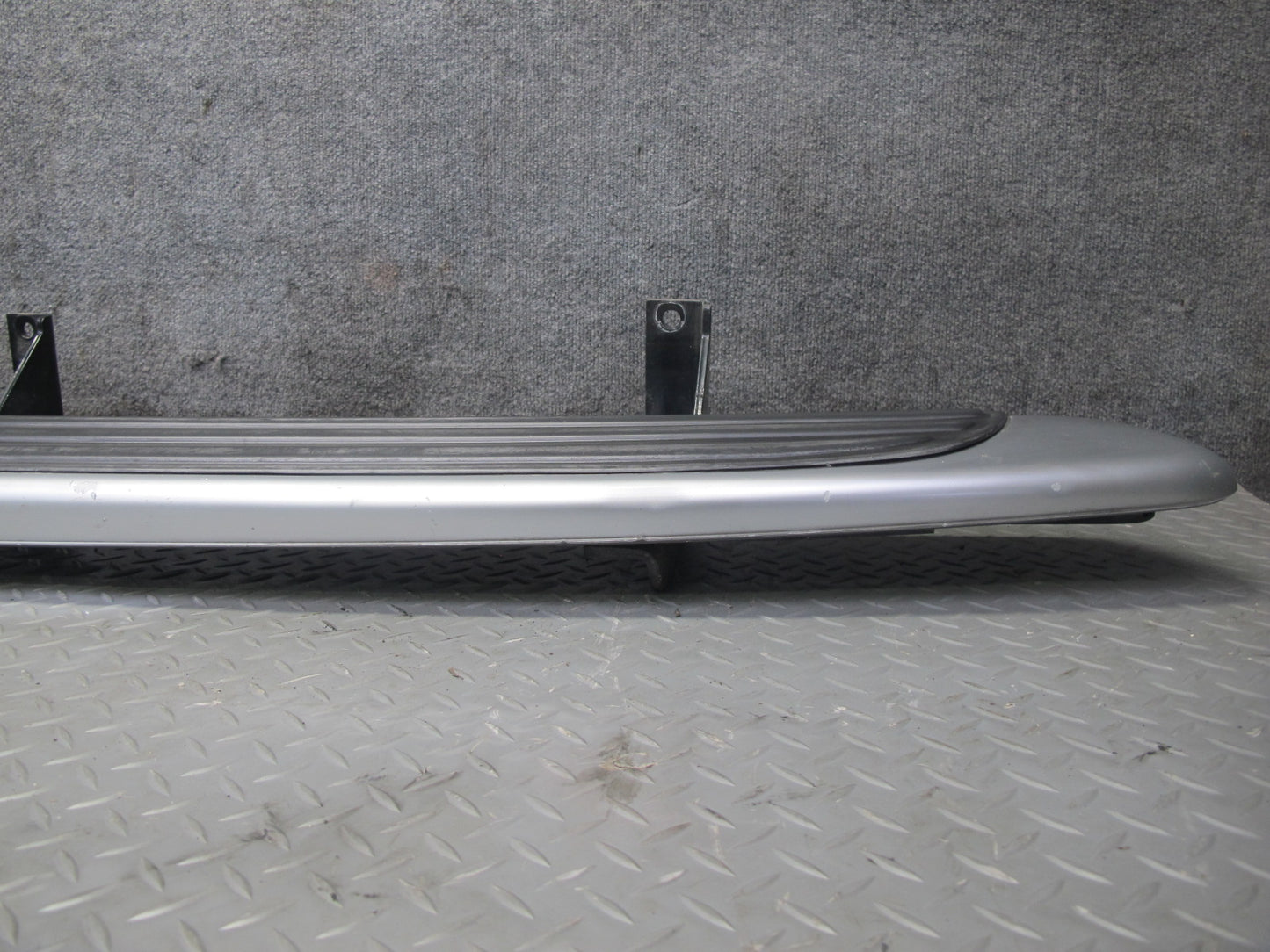 03-06 Chevrolet SSR Right Passenger Side Running Board w Mounts OEM