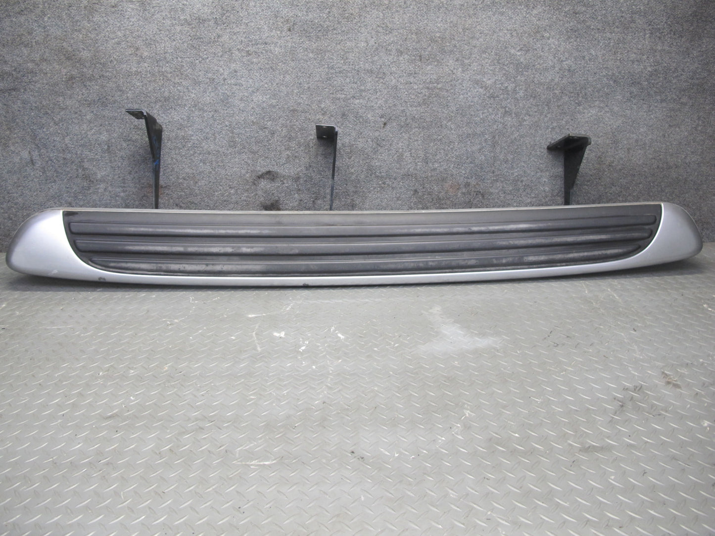 03-06 Chevrolet SSR Right Passenger Side Running Board w Mounts OEM