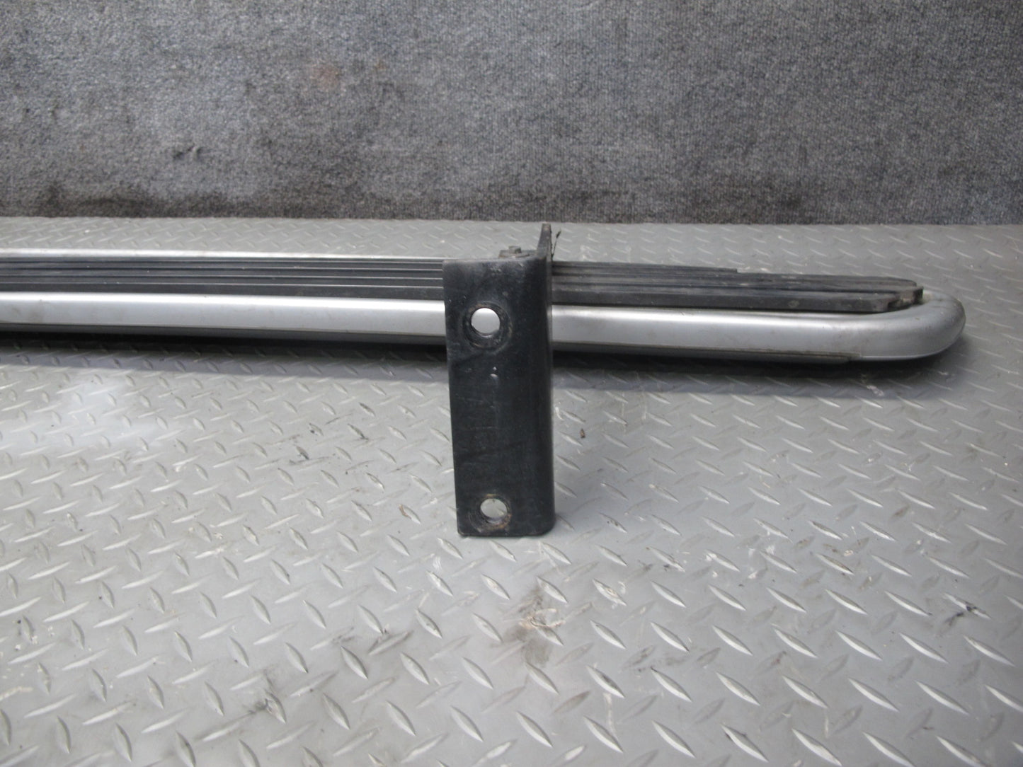 03-06 Chevrolet SSR Right Passenger Side Running Board w Mounts OEM