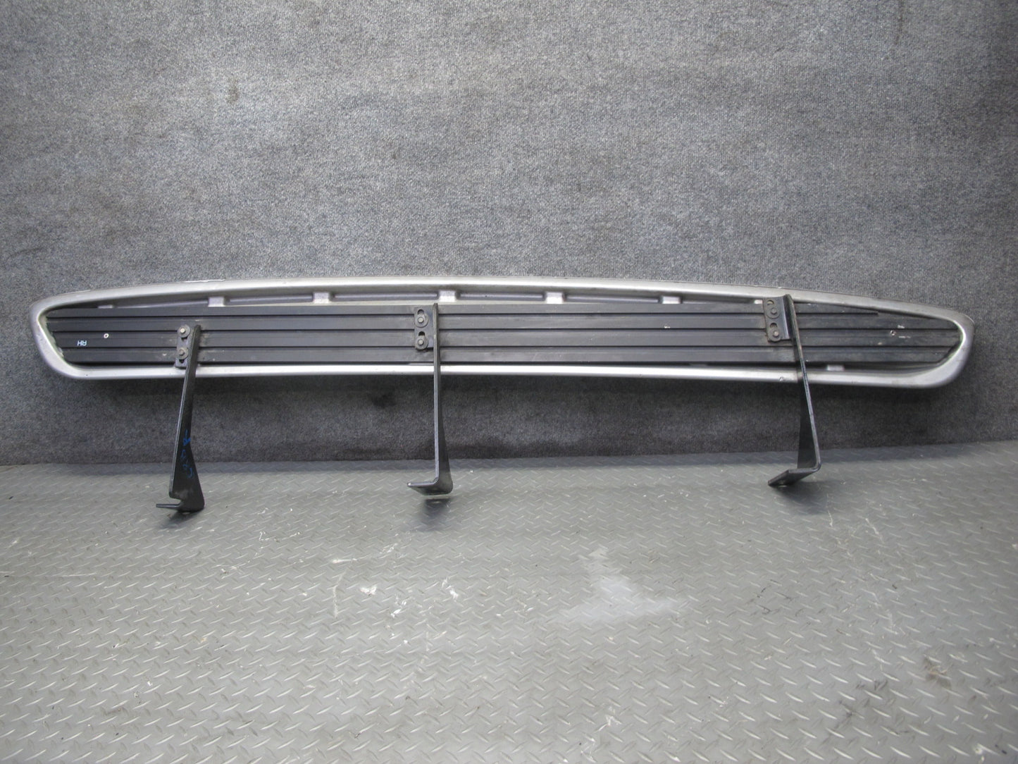 03-06 Chevrolet SSR Right Passenger Side Running Board w Mounts OEM