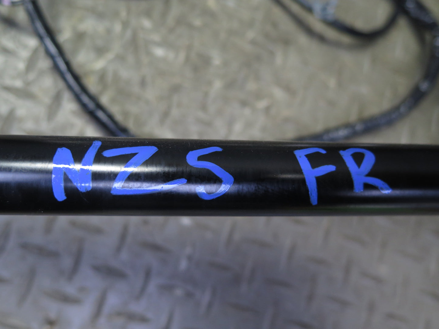 04-05 Nissan 350Z Z33 Convert Front Right Seat Lower Frame Track Rail Motor OEM