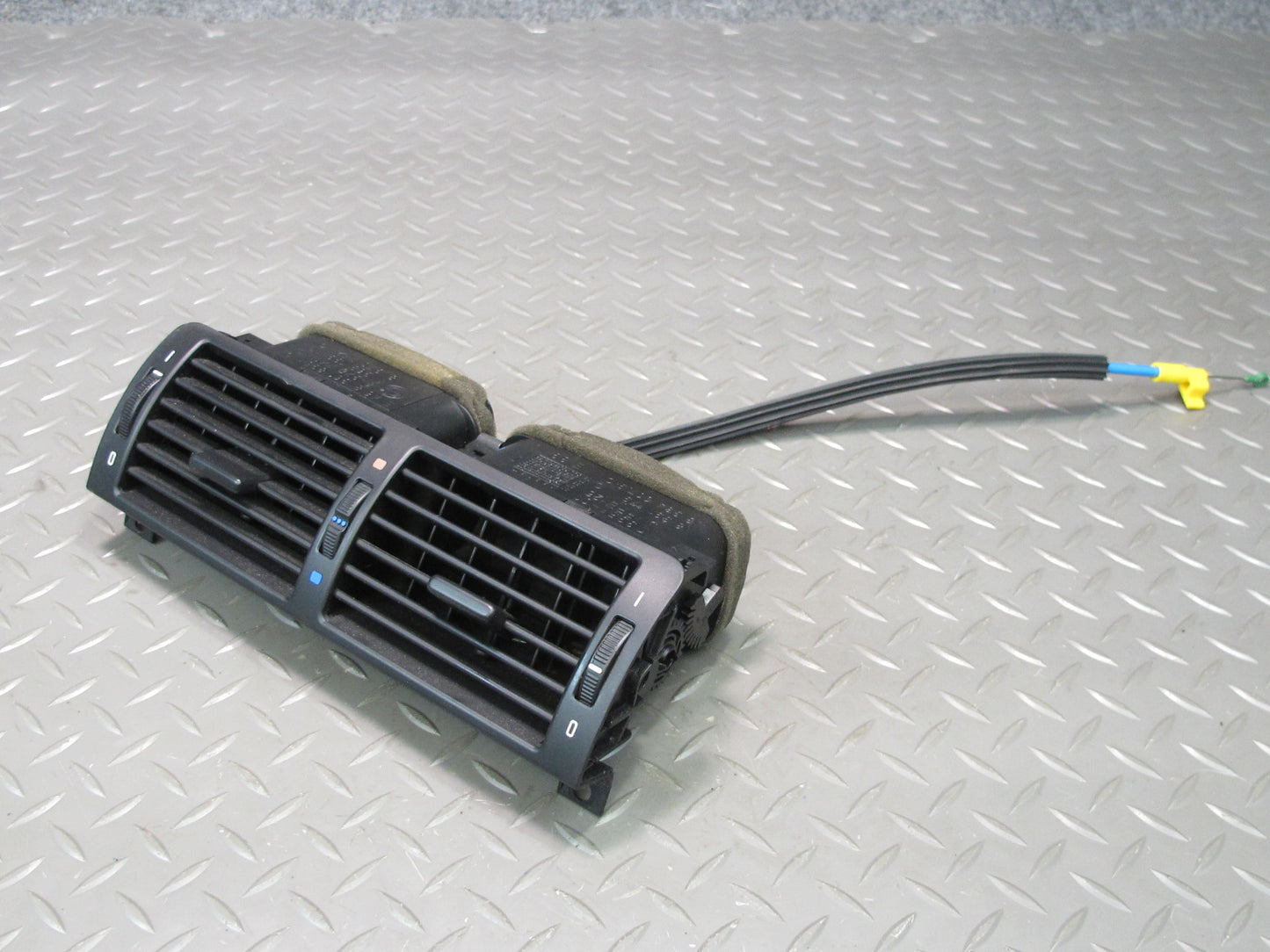 01-06 BMW E46 330ci Set of 3 Dash Front Left Center Right Air Vent Grille OEM