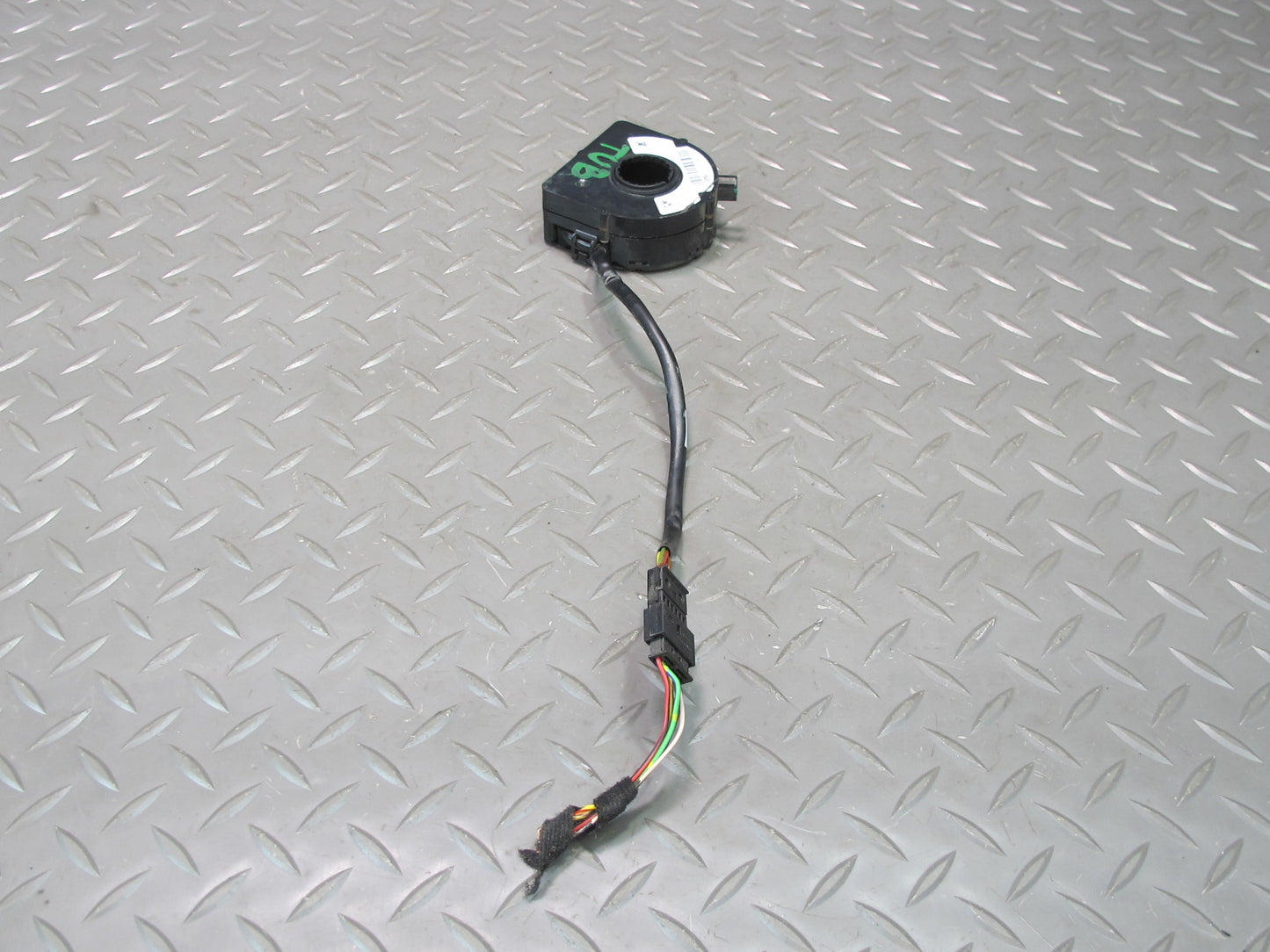 01-06 BMW E46 CONVERTIBLE STEERING COLUMN CLOCK SPRING 6760232 OEM