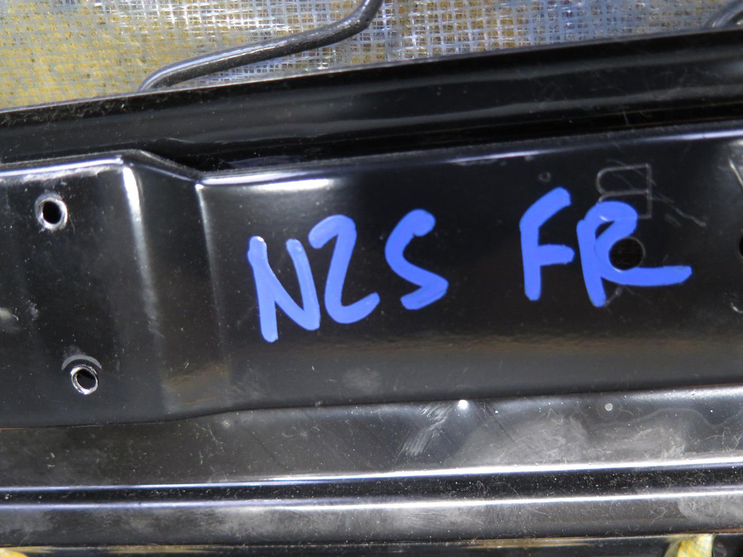 04-05 Nissan 350Z Z33 Convertible Front Right Seat Lower Leather Cushion OEM