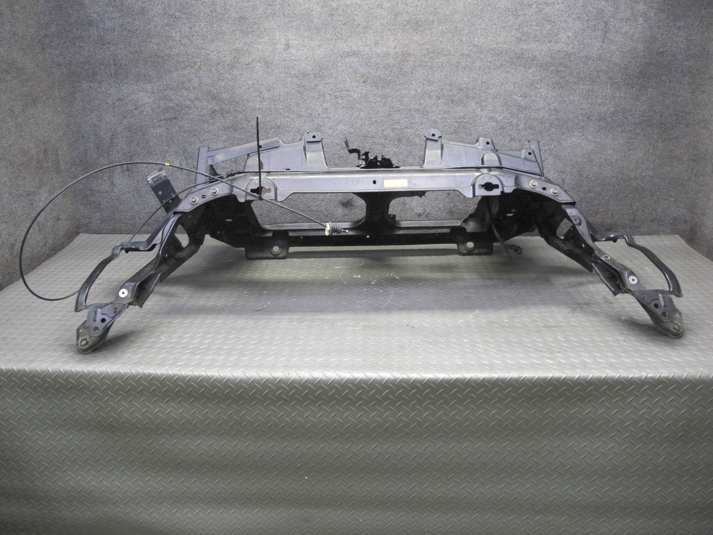 04-05 Nissan Z33 350Z Convertible Engine Radiator Core Support Panel w Horns OEM