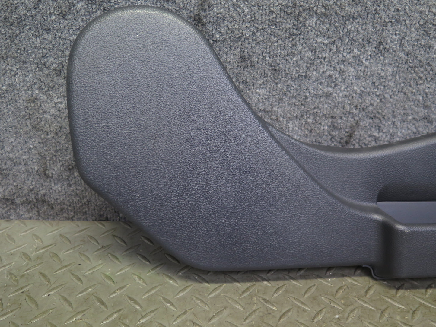 04-05 Nissan Z33 350Z Convertible Front Right Seat Trim Cover Panel Set of 2 OEM