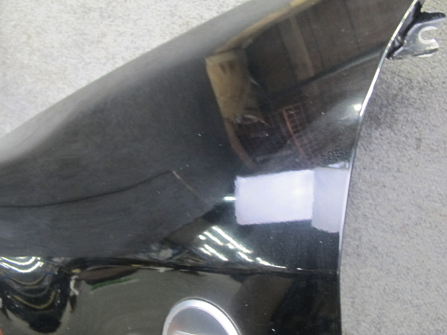 03-06 Nissan Z33 350Z Front Left Fender Shell Cover Panel Black OEM