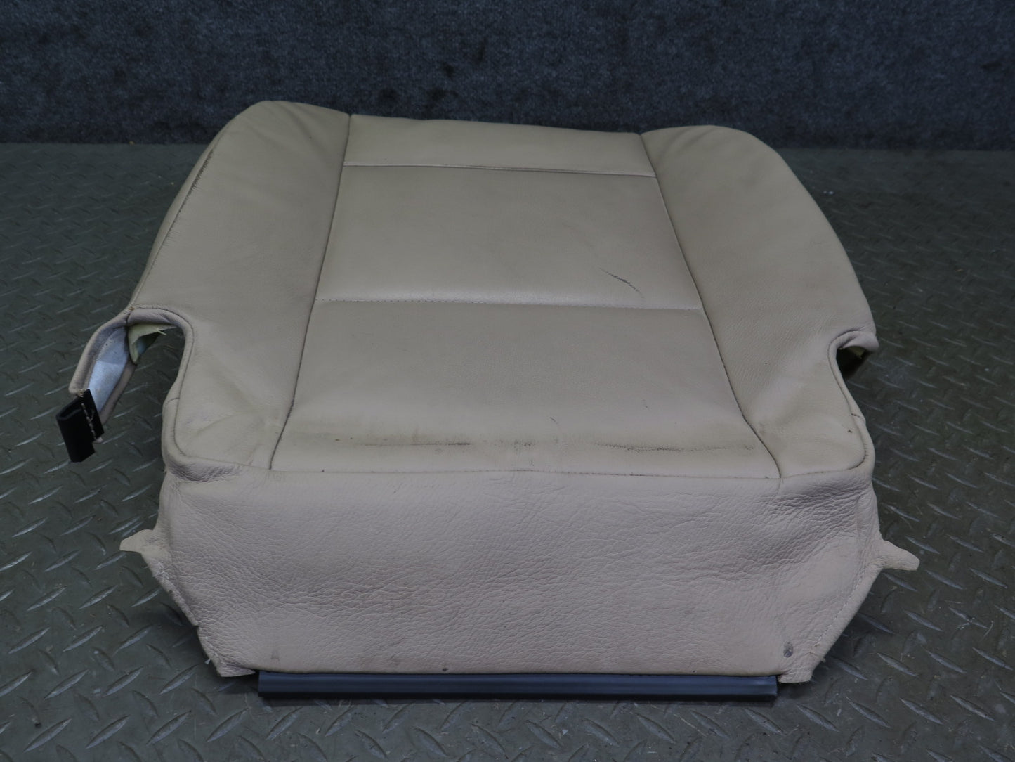 01-06 BMW E46 330ci Convertible Front Left Seat Lower Leather Cushion Beige OEM
