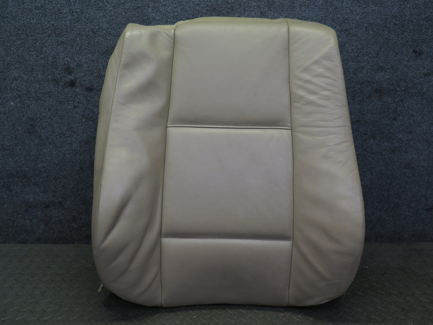 01-06 BMW E46 330ci Convertible Front Right Seat Upper Leather Cushion Beige OEM