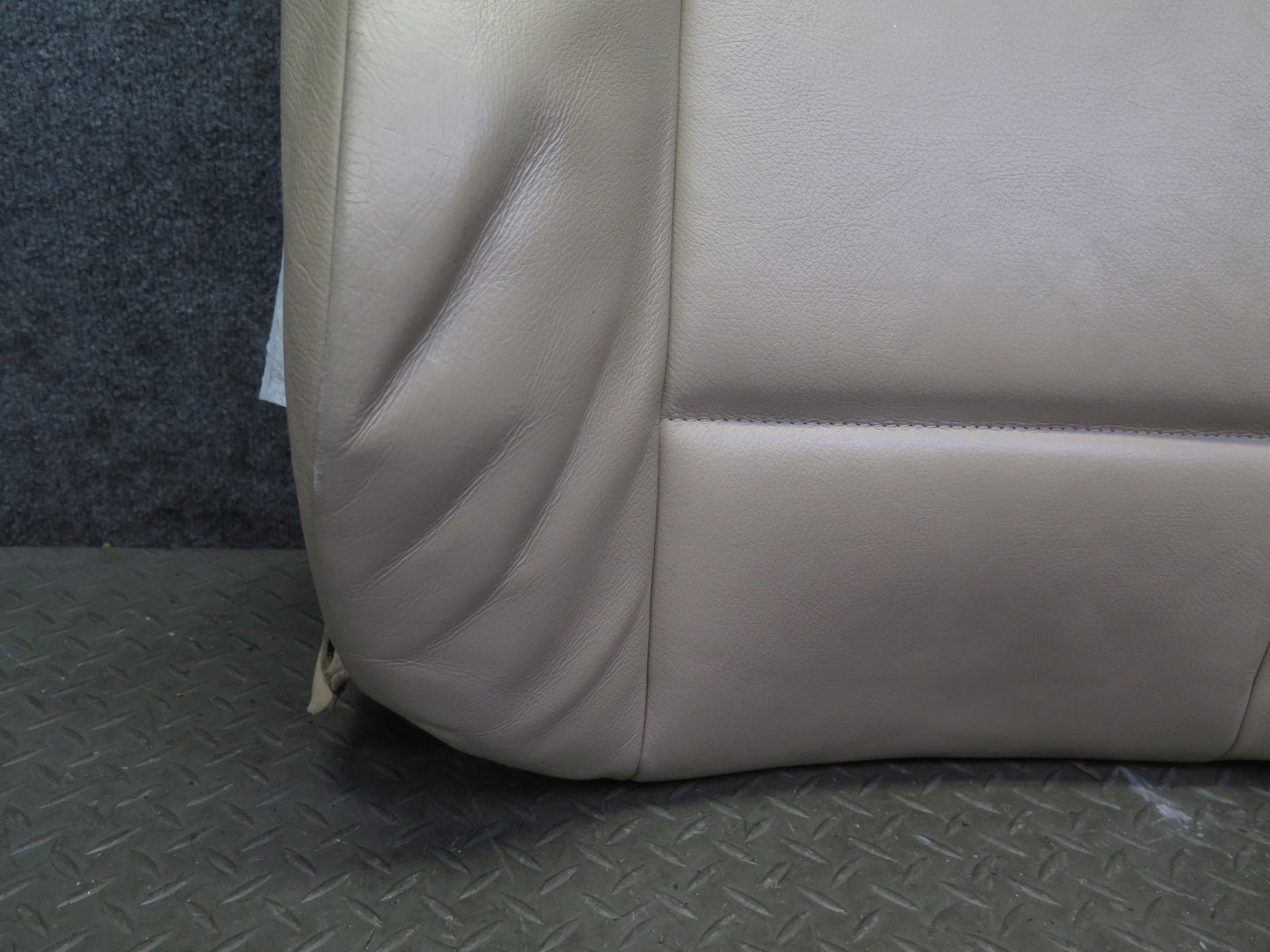 01-06 BMW E46 330ci Convertible Front Right Seat Upper Leather Cushion Beige OEM