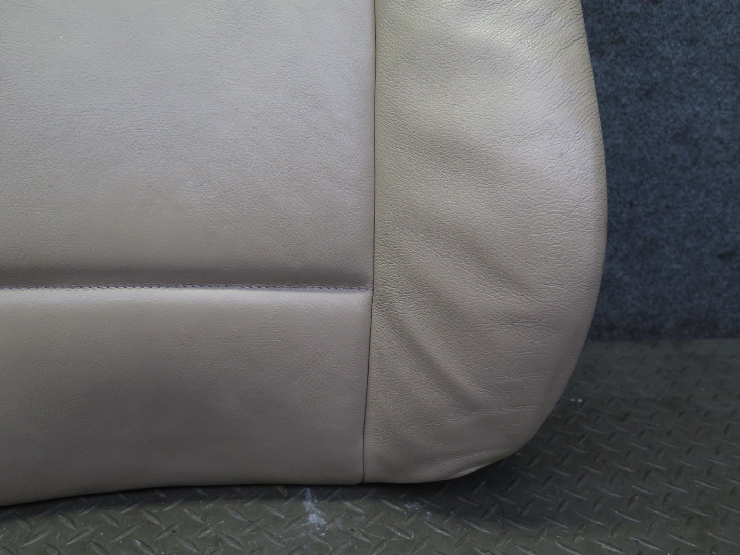 01-06 BMW E46 330ci Convertible Front Right Seat Upper Leather Cushion Beige OEM