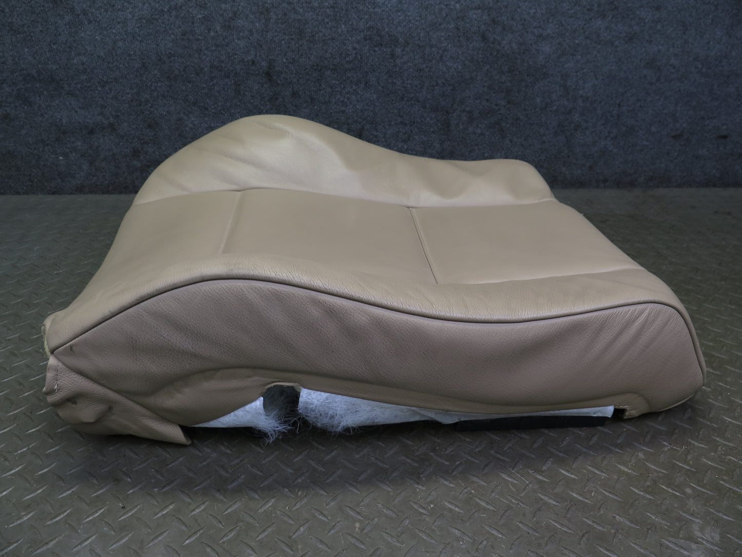 01-06 BMW E46 330ci Convertible Front Right Seat Upper Leather Cushion Beige OEM