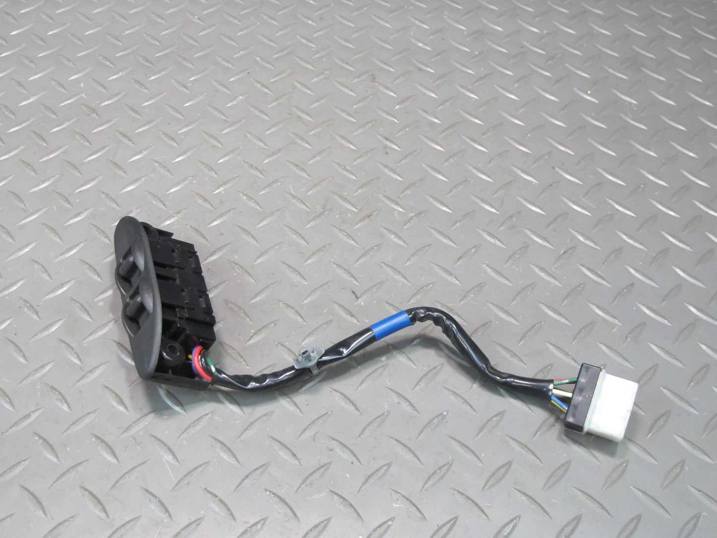 03-09 Nissan Z33 350Z Front Right Seat Adjust Control Switch OEM