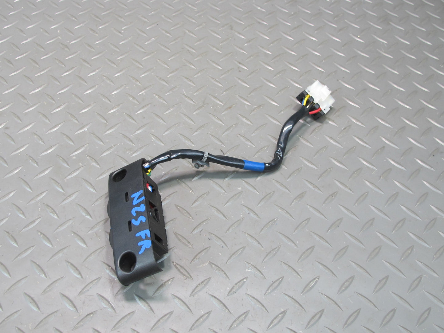 03-09 Nissan Z33 350Z Front Right Seat Adjust Control Switch OEM