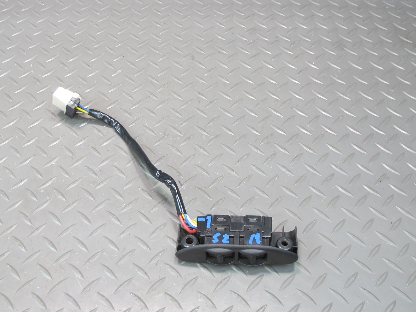 03-09 Nissan Z33 350Z Front Left Seat Adjust Control Switch OEM