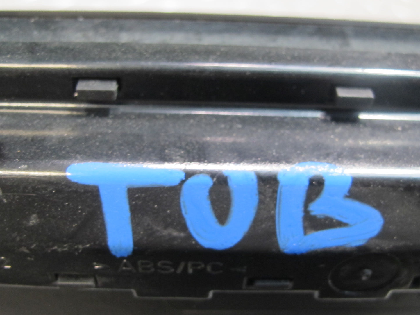 01-06 BMW E46 330CI Dash Center Console Ashtray Black OEM