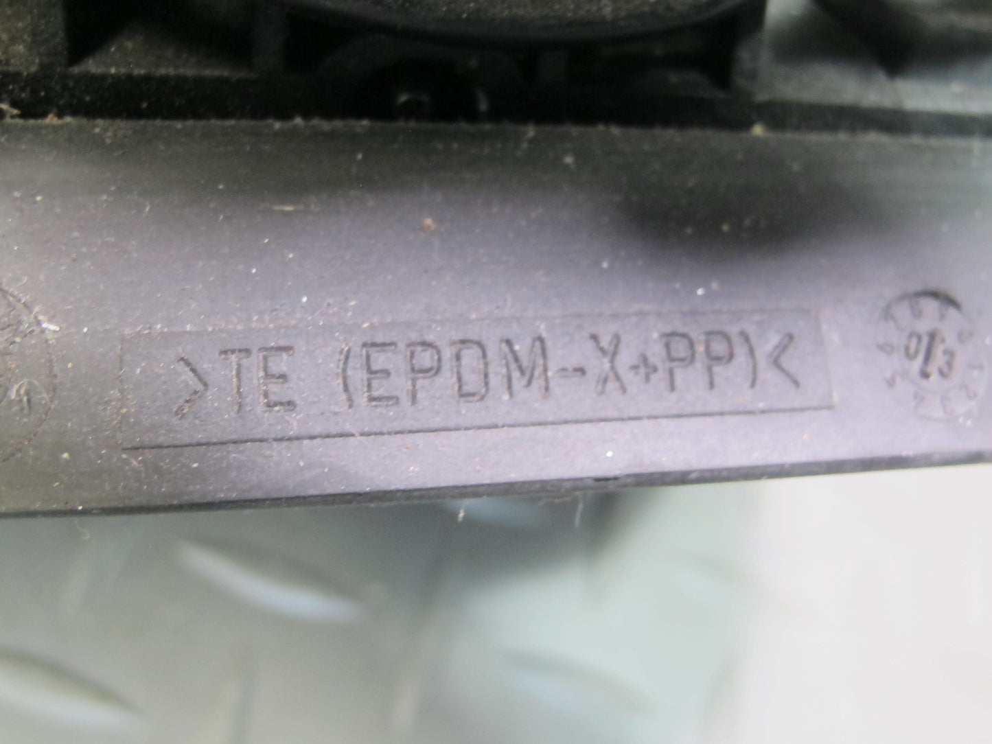 02-06 BMW E46 330ci A/T Automatic Transmission Gear Shifter w Cable & Knob OEM