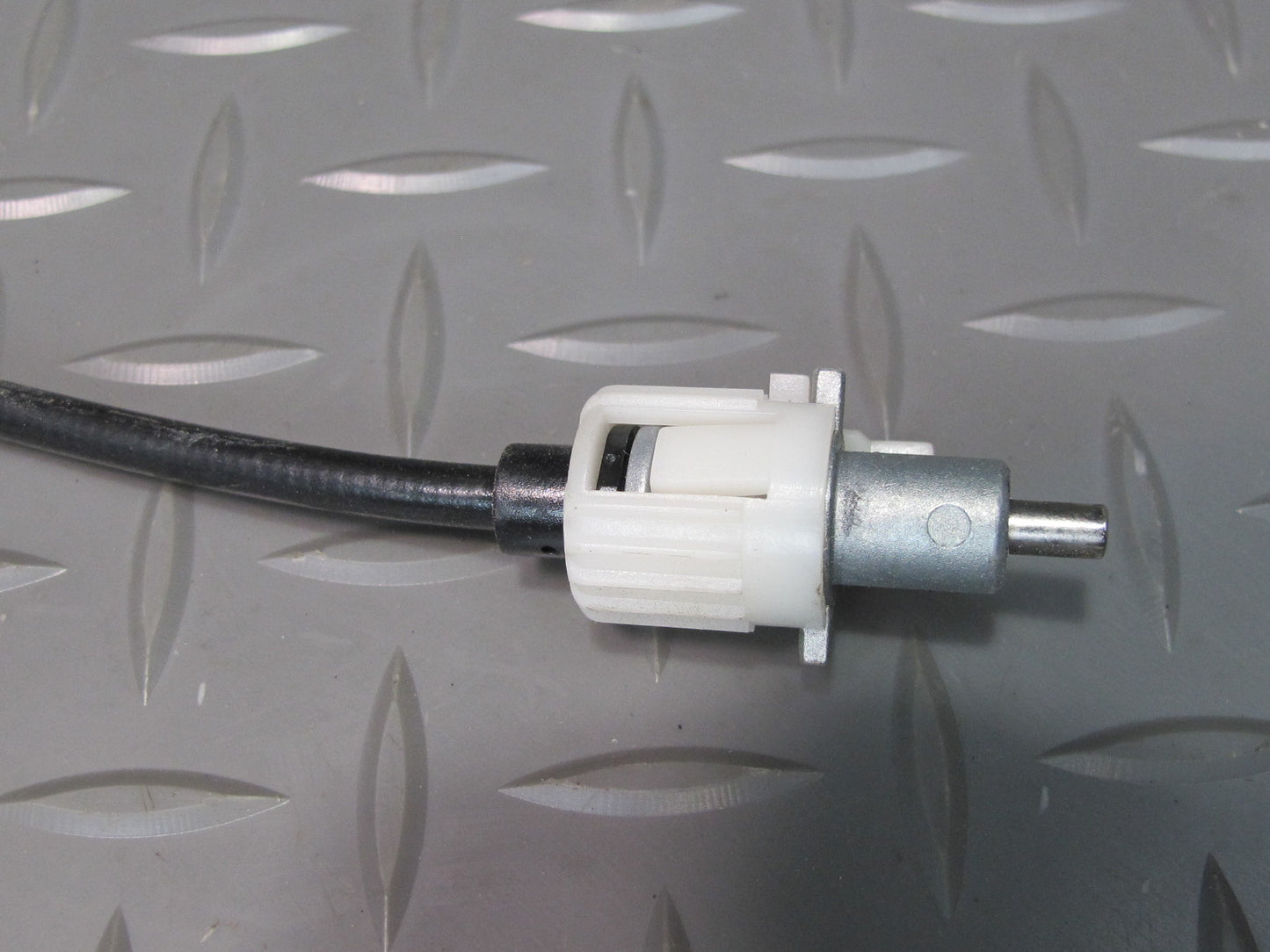 02-06 BMW E46 330ci A/T Automatic Transmission Gear Shifter w Cable & Knob OEM