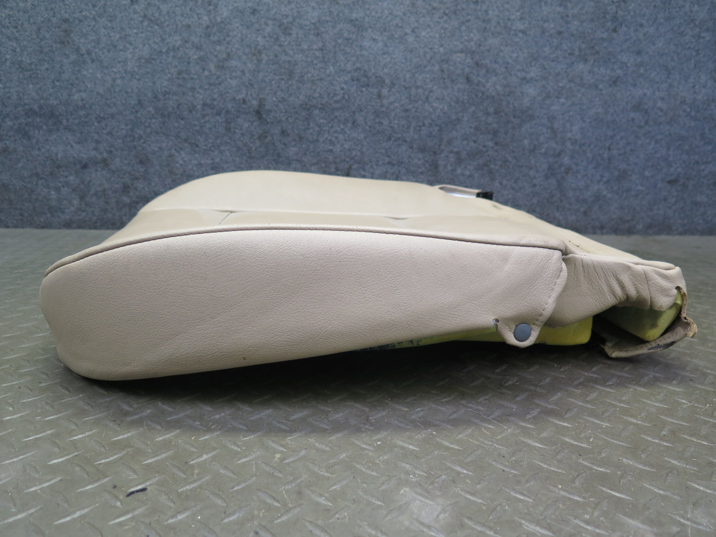 01-06 BMW E46 330ci Convertible Front Right Leather Seat Lower Cushion Beige OEM