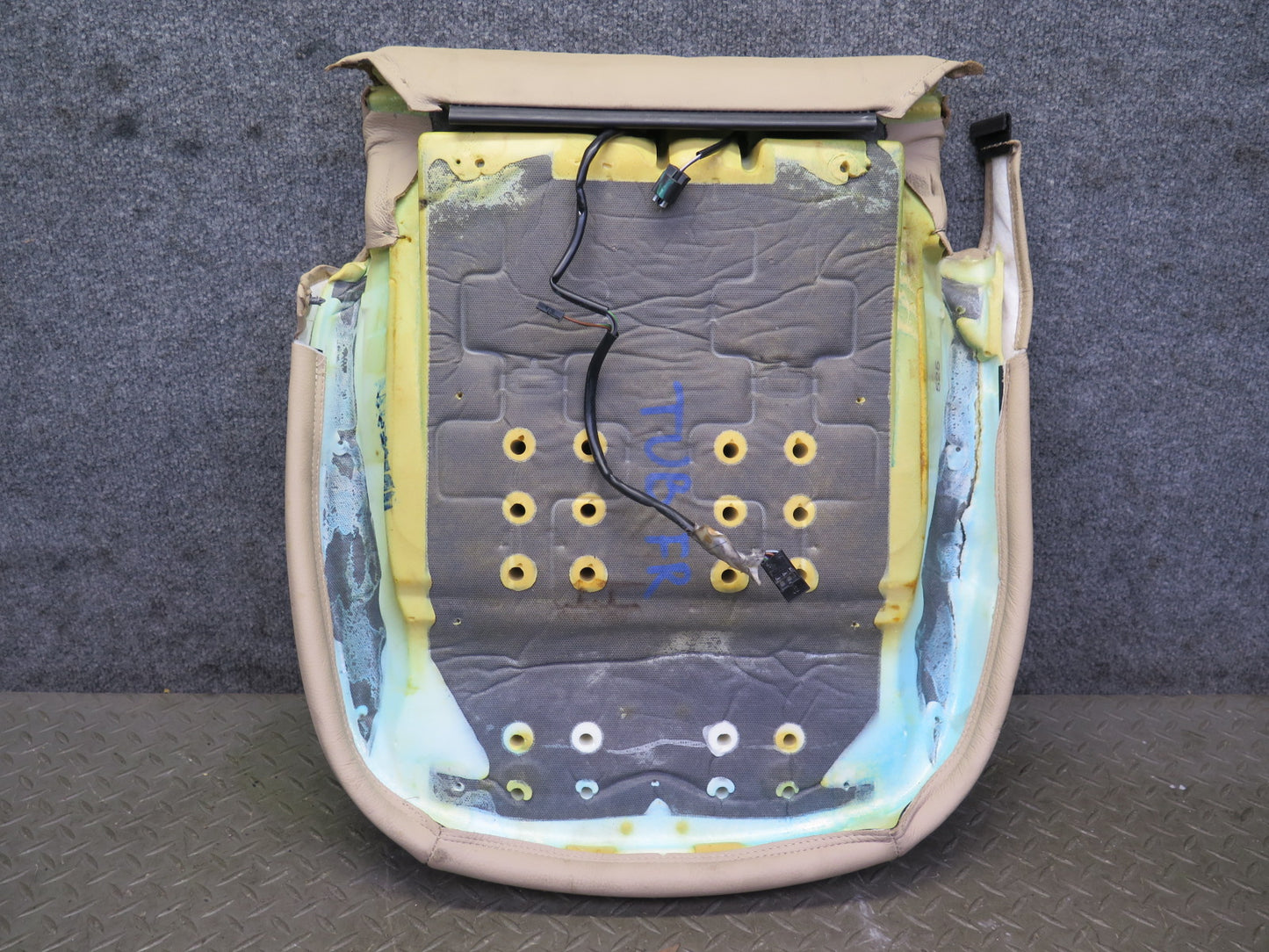 01-06 BMW E46 330ci Convertible Front Right Leather Seat Lower Cushion Beige OEM